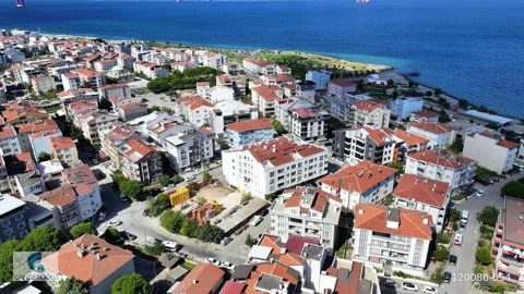LAPSEKİ SAHİLE YAKIN 2+1 SATILIK DAİRE