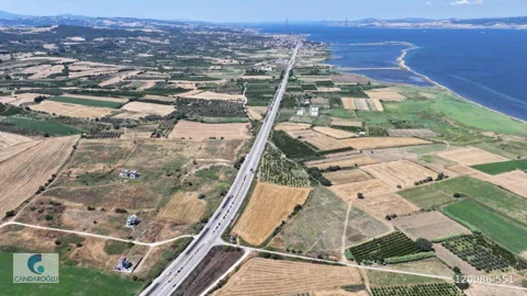 ÇANAKKALE LAPSEKİ ÇARDAK BOĞAZ VE KÖPRÜ MANZARALI SATILIK ARSA