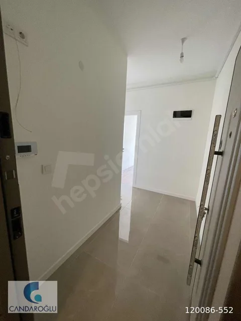 LAPSEKİ SAHİLDE SATILIK EBEVEYN BANYOLU SIFIR 3+1 DAİRE