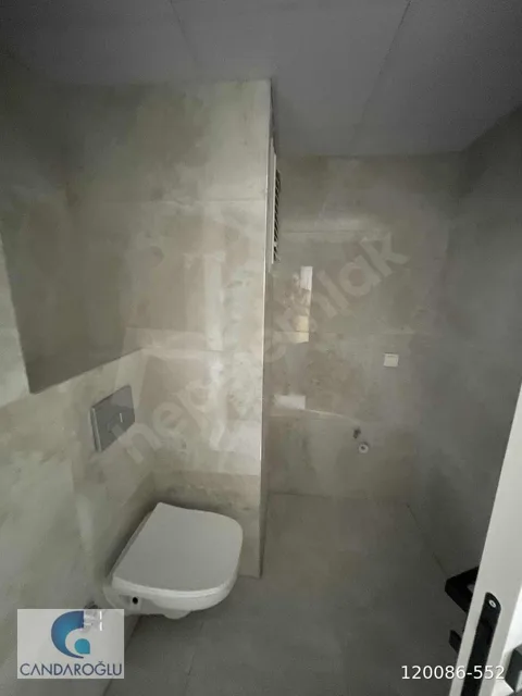 LAPSEKİ SAHİLDE SATILIK EBEVEYN BANYOLU SIFIR 3+1 DAİRE