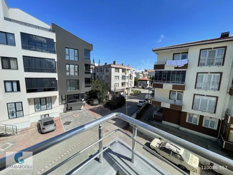 LAPSEKİ SAHİLDE SATILIK EBEVEYN BANYOLU SIFIR 3+1 DAİRE