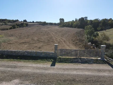 MUHTEŞEM DENİZ VE DOĞA MANZARALI YATIRIMLIK BÜYÜK ARAZİ