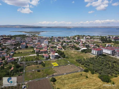 LAPSEKİ ÇARDAK 2.250.000 UYGUN İNŞ YAPILABİLİR 250M² SATILIK ARS